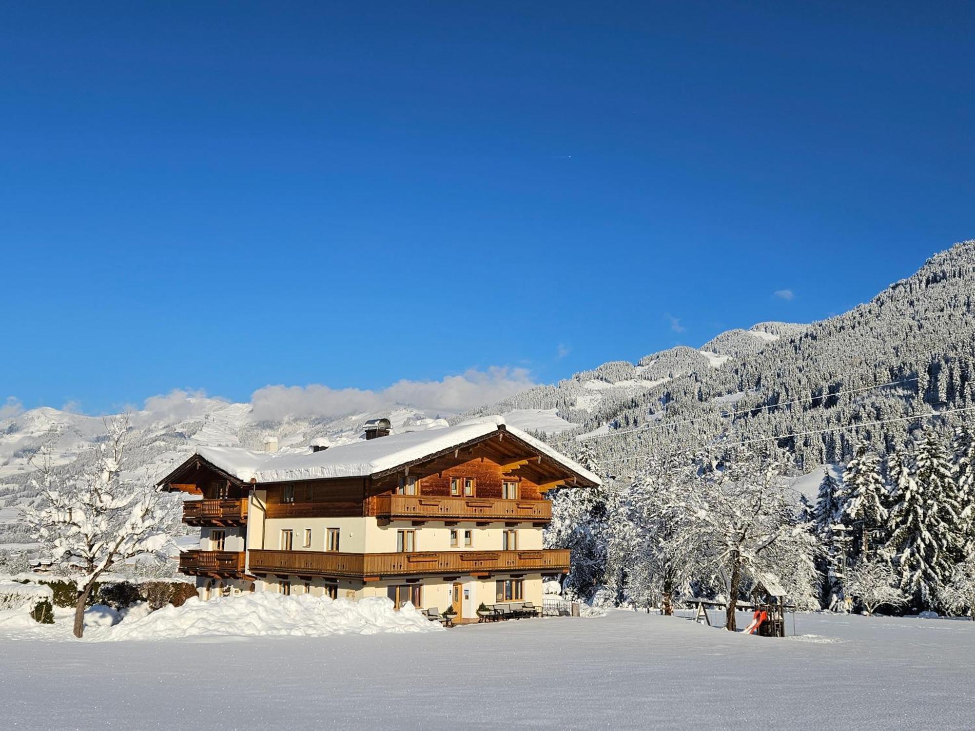 Ederhof 3*